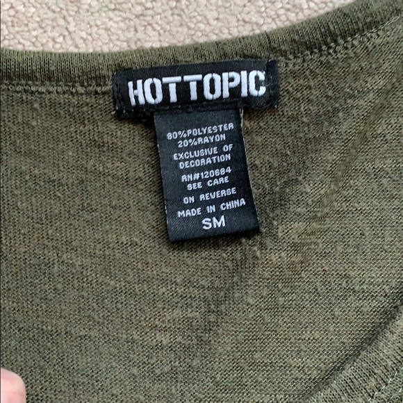 Soft Hottopic skull shirt - Picture 3 of 3